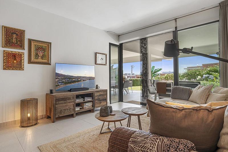 Piso de 2 Dormitorios y 2 Baños en venta en Estepona