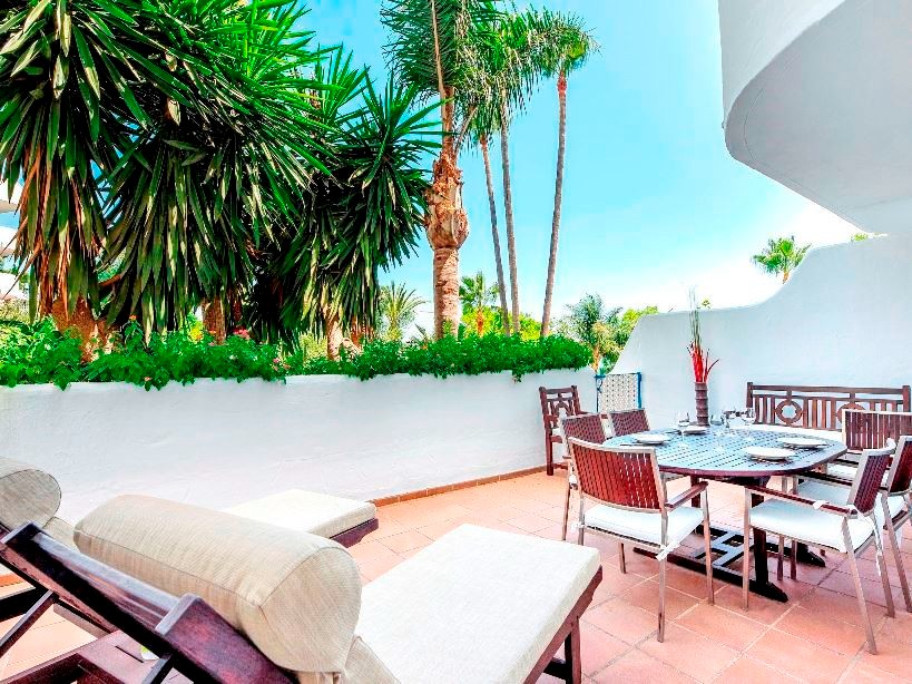 Piso de 3 Dormitorios y 2 Baños en alquiler vacacional en Puerto Banús, Marbella