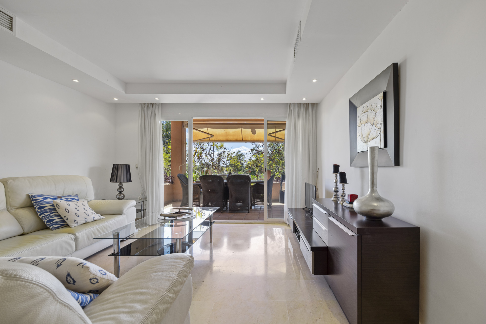 Piso de 4 Dormitorios y 3 Baños en venta en Milla de Oro, Marbella