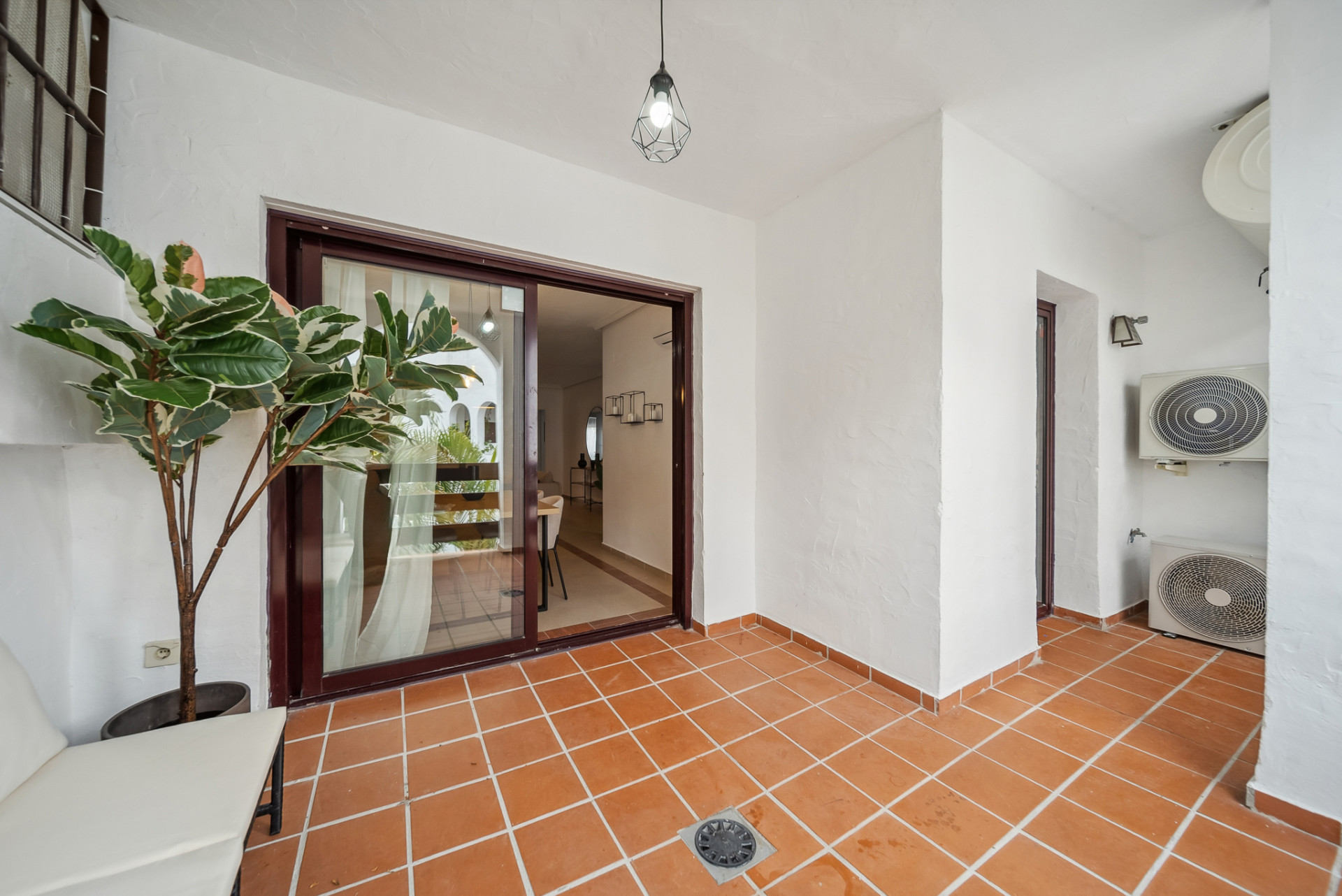 2 Bed, 2 Bath - Apartment for Rent in Nueva Andalucia, Marbella