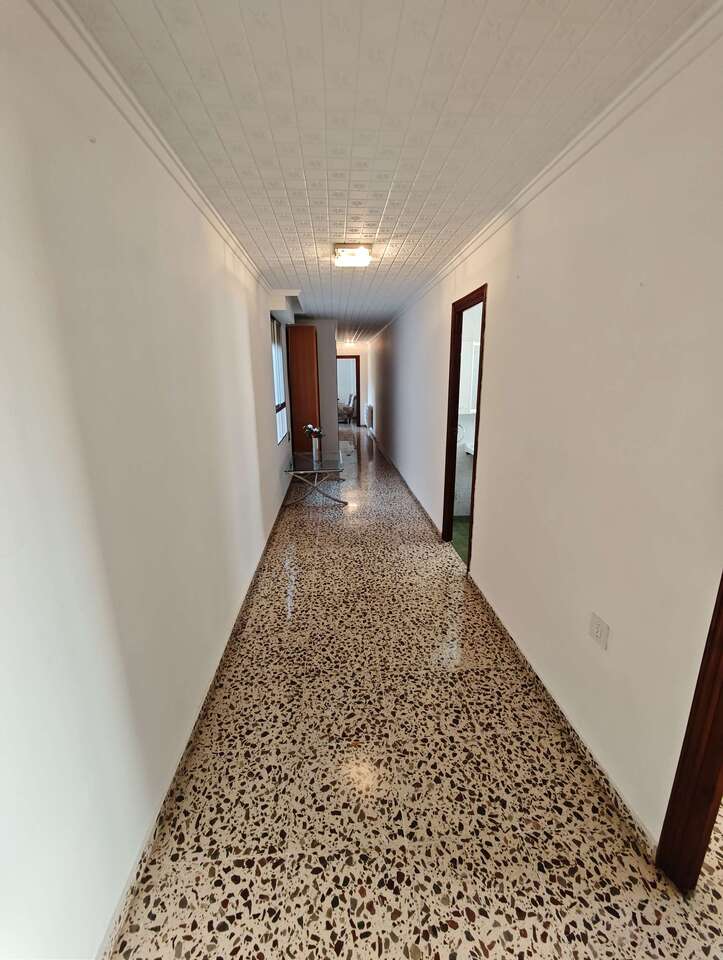 Piso de 4 Dormitorios en venta en Salinas