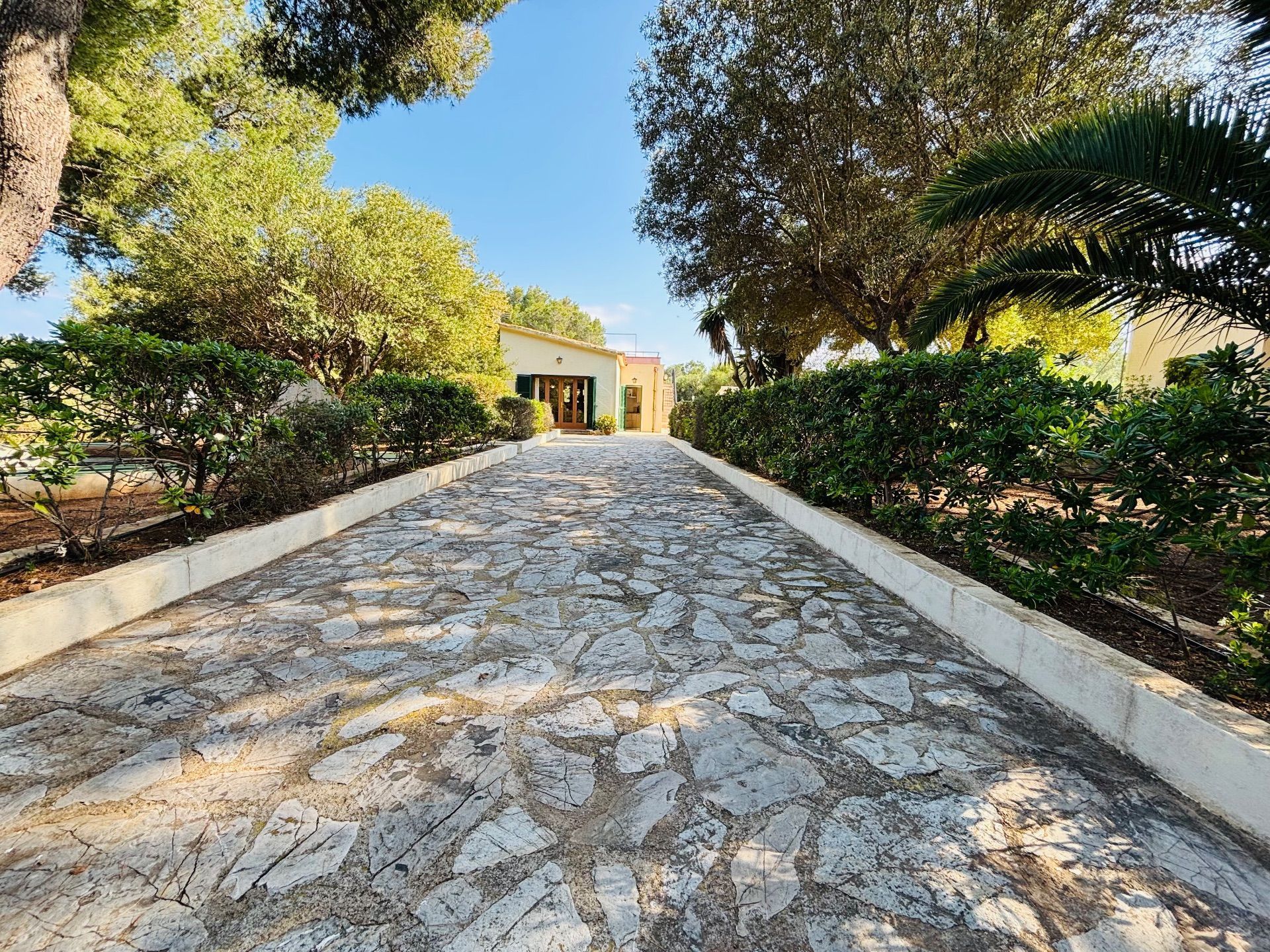 3 спални - Вила за продажба в Cala Murada
