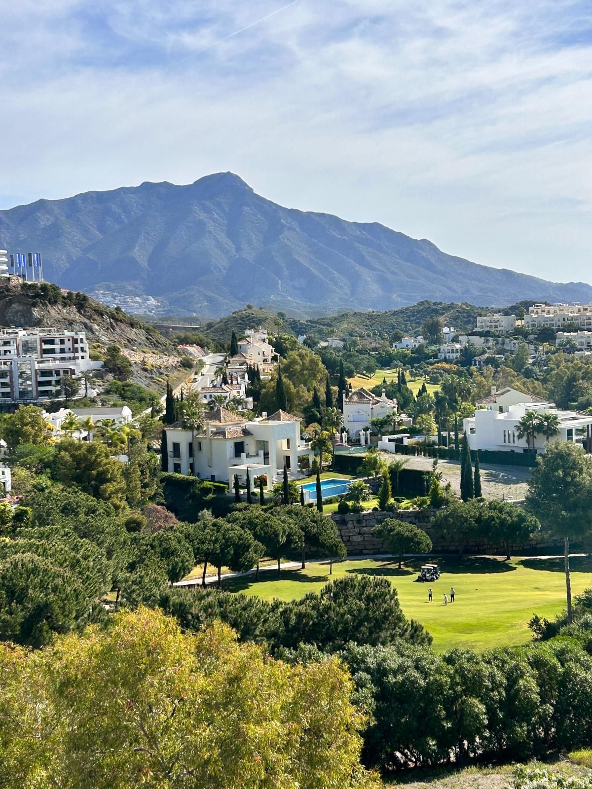Piso de 3 Dormitorios y 2 Baños en venta en La Quinta, Benahavís
