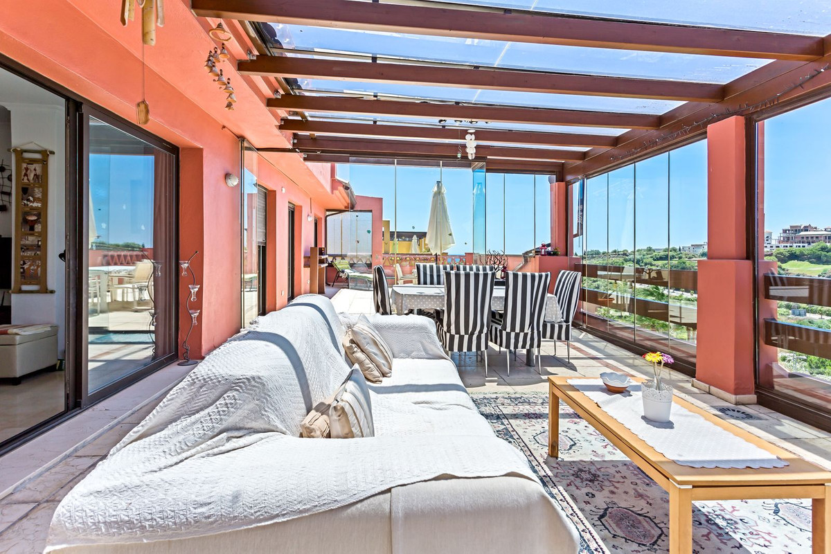 Ático de 3 Dormitorios y 2 Baños en venta en Casares