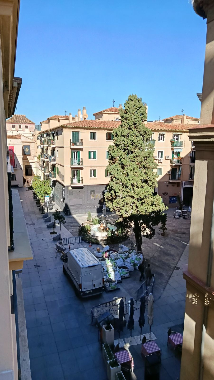 Piso de 4 Dormitorios y 2 Baños en venta en Málaga