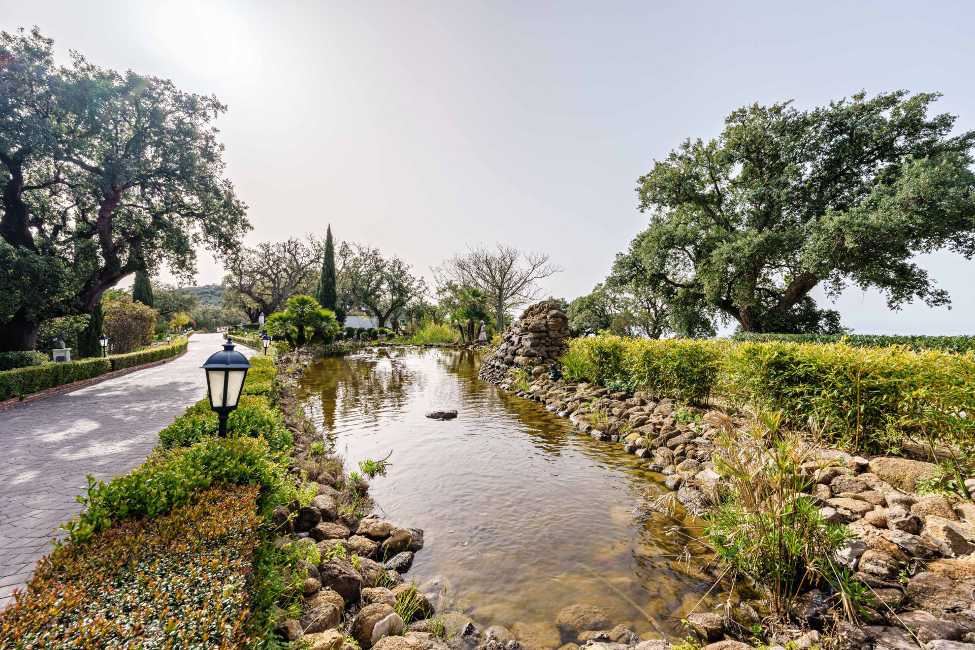 7 Bed, 7 Bath - Country House for Sale in La Mairena, Marbella