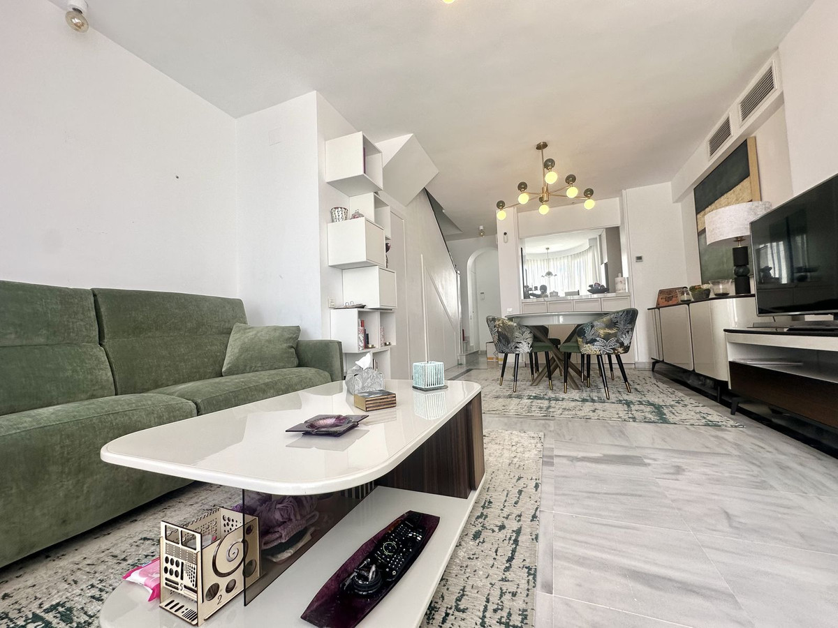 2 Bed, 3 Bath - Apartment for Rent in Marbella
