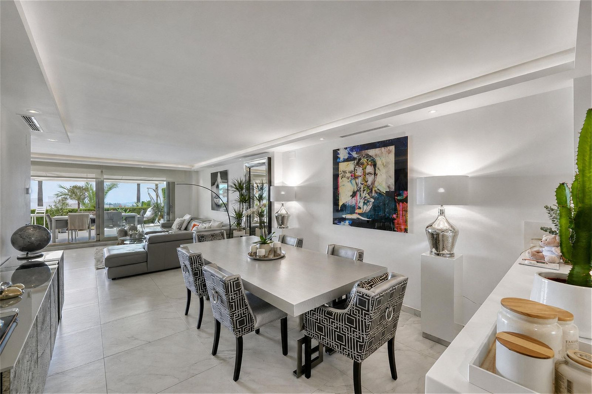 Piso de 3 Dormitorios en venta en Benahavís