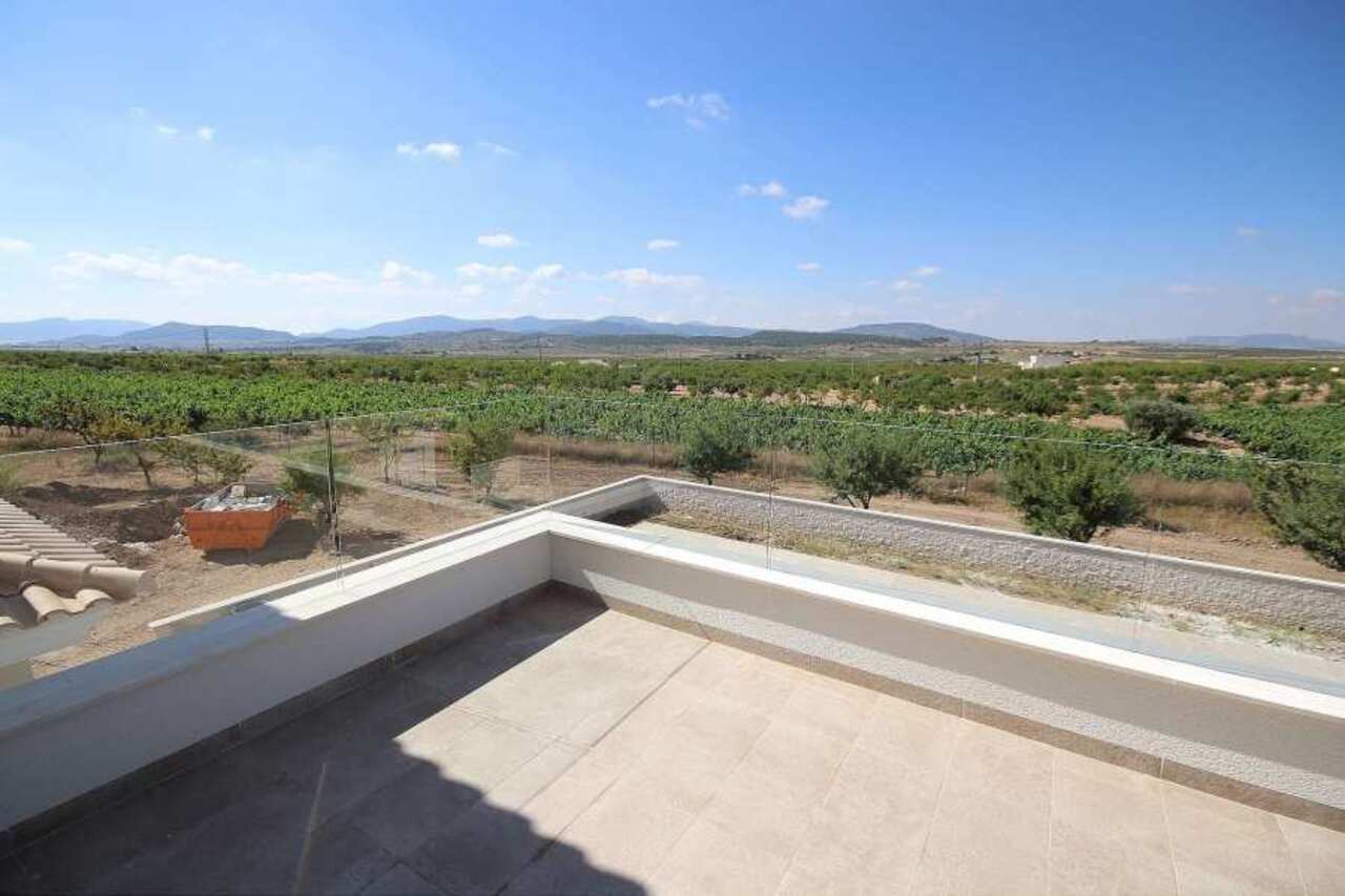 Casa de 4 Dormitorios en venta en El Pinós