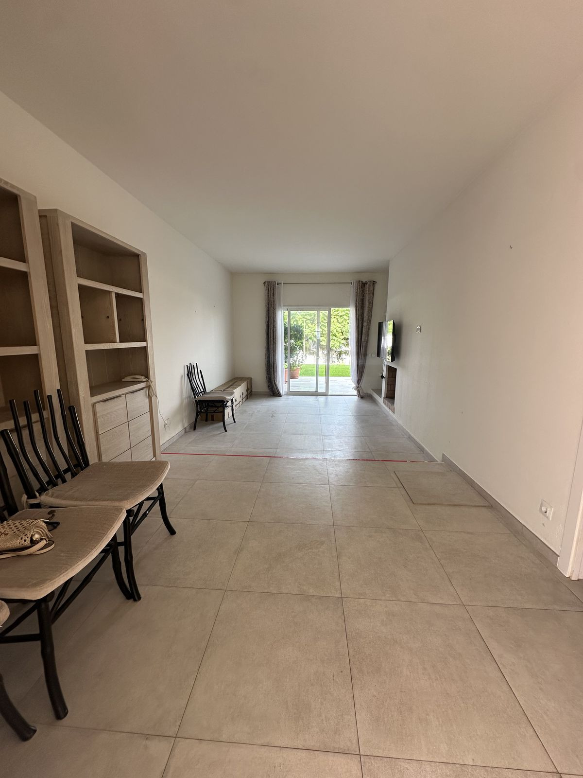 Piso de 2 Dormitorios en venta en Nueva Andalucía, Marbella
