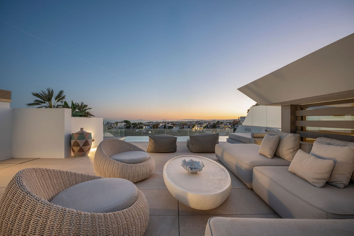 4 кровать 4 ванна Вилла для продажи в Nueva Andalucia, Marbella
