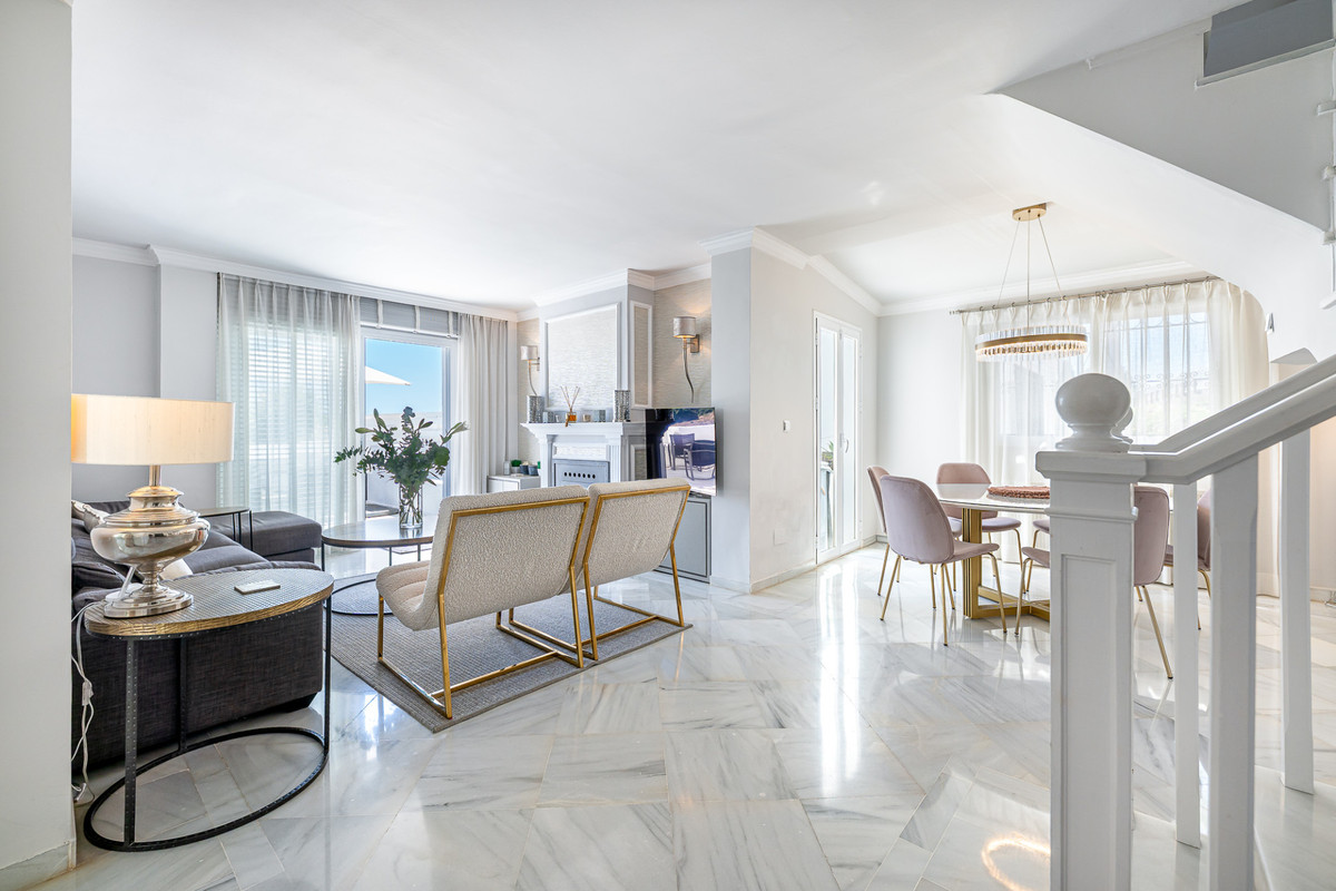 3 кровать Таунхаус для продажи в Nueva Andalucia, Marbella