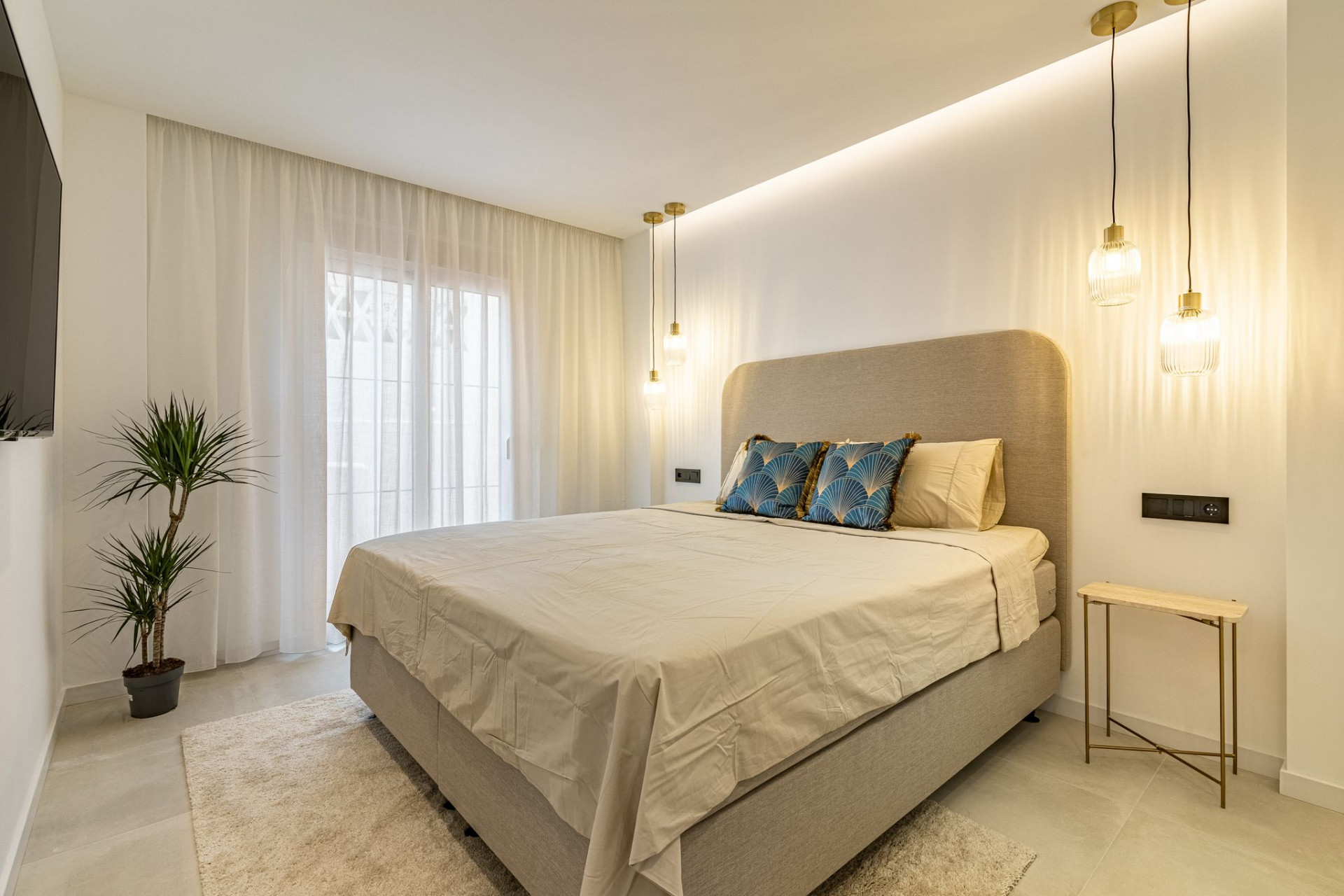 Piso de 3 Dormitorios en venta en Puerto Banús, Marbella