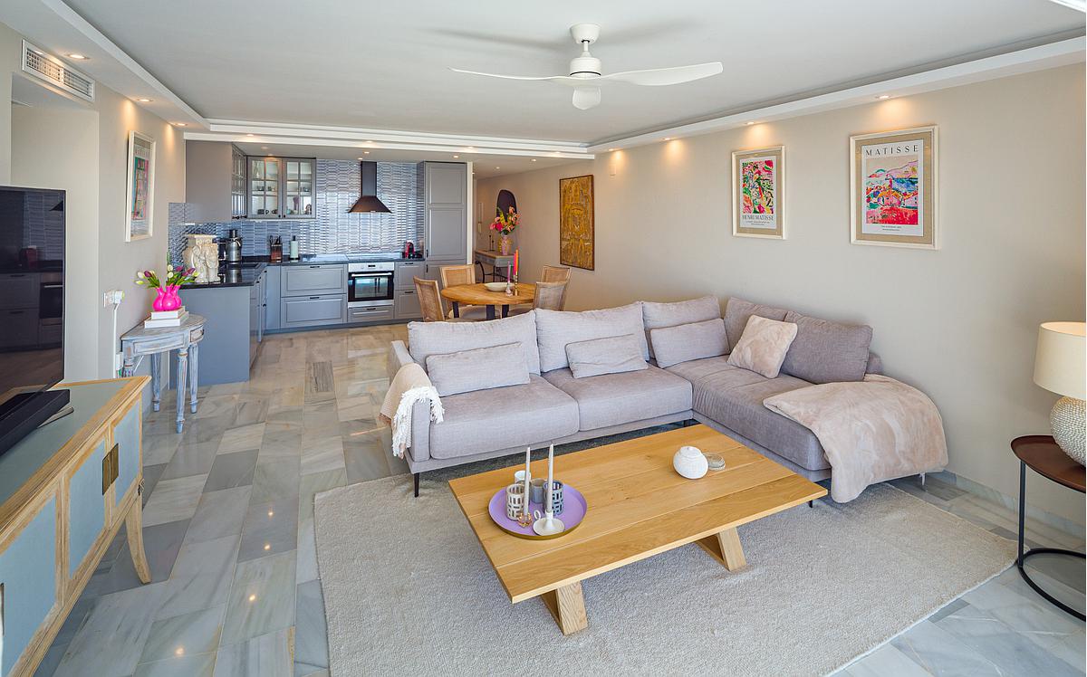 Piso de 2 Dormitorios en venta en Puerto Banús, Marbella