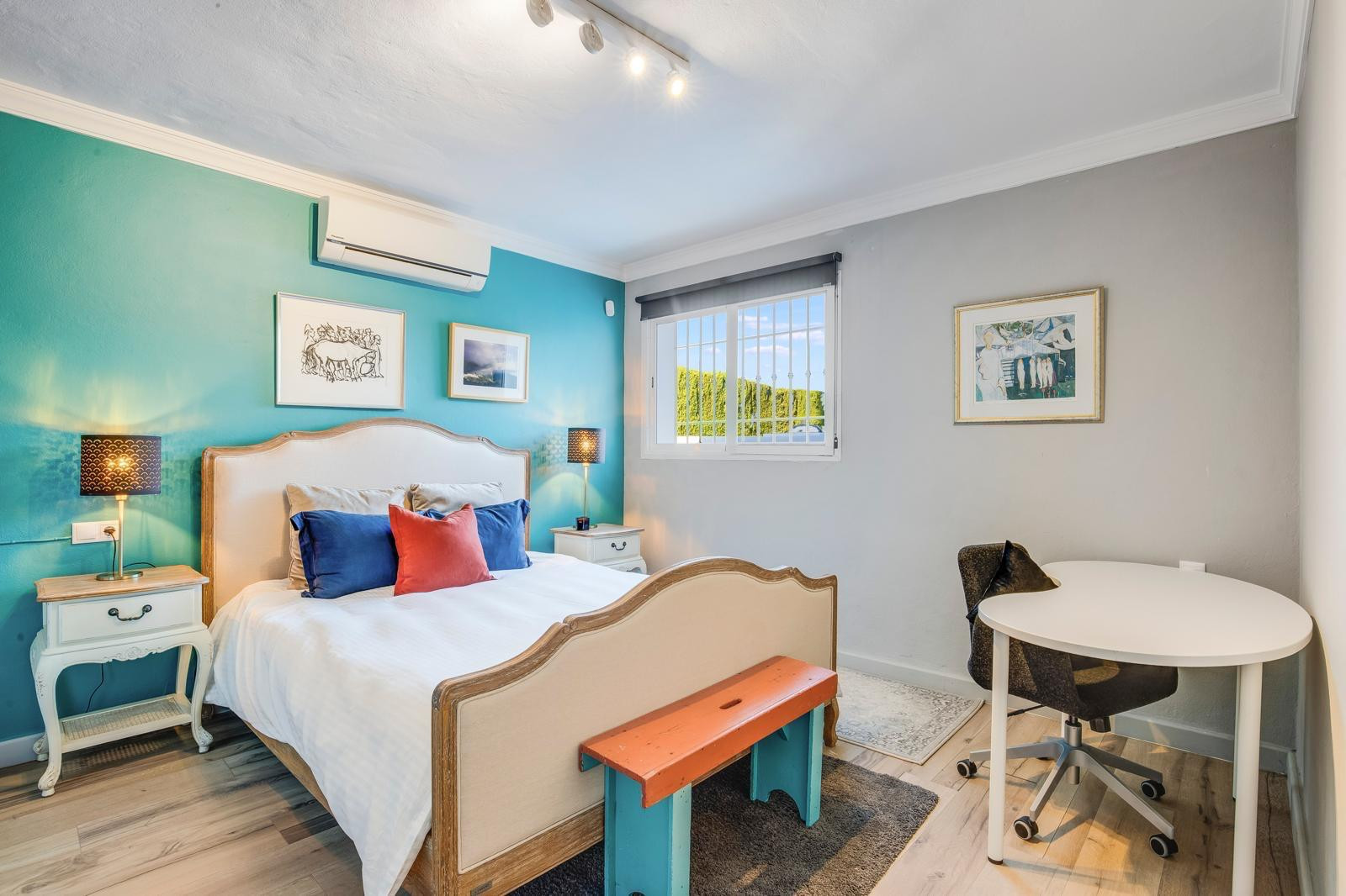 Casa de 6 Dormitorios y 6 Baños en venta en Benalmádena Pueblo