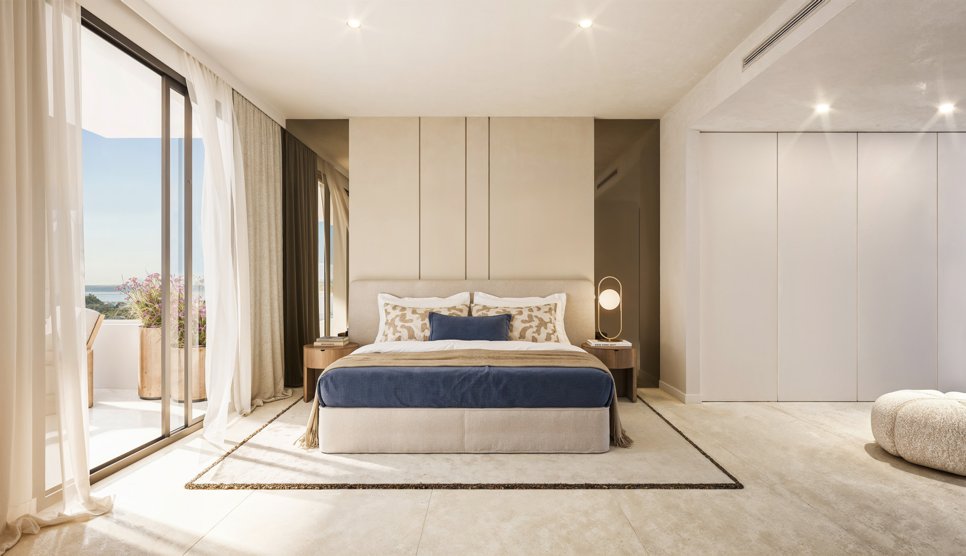 Piso de 2 Dormitorios y 2 Baños en venta en Estepona