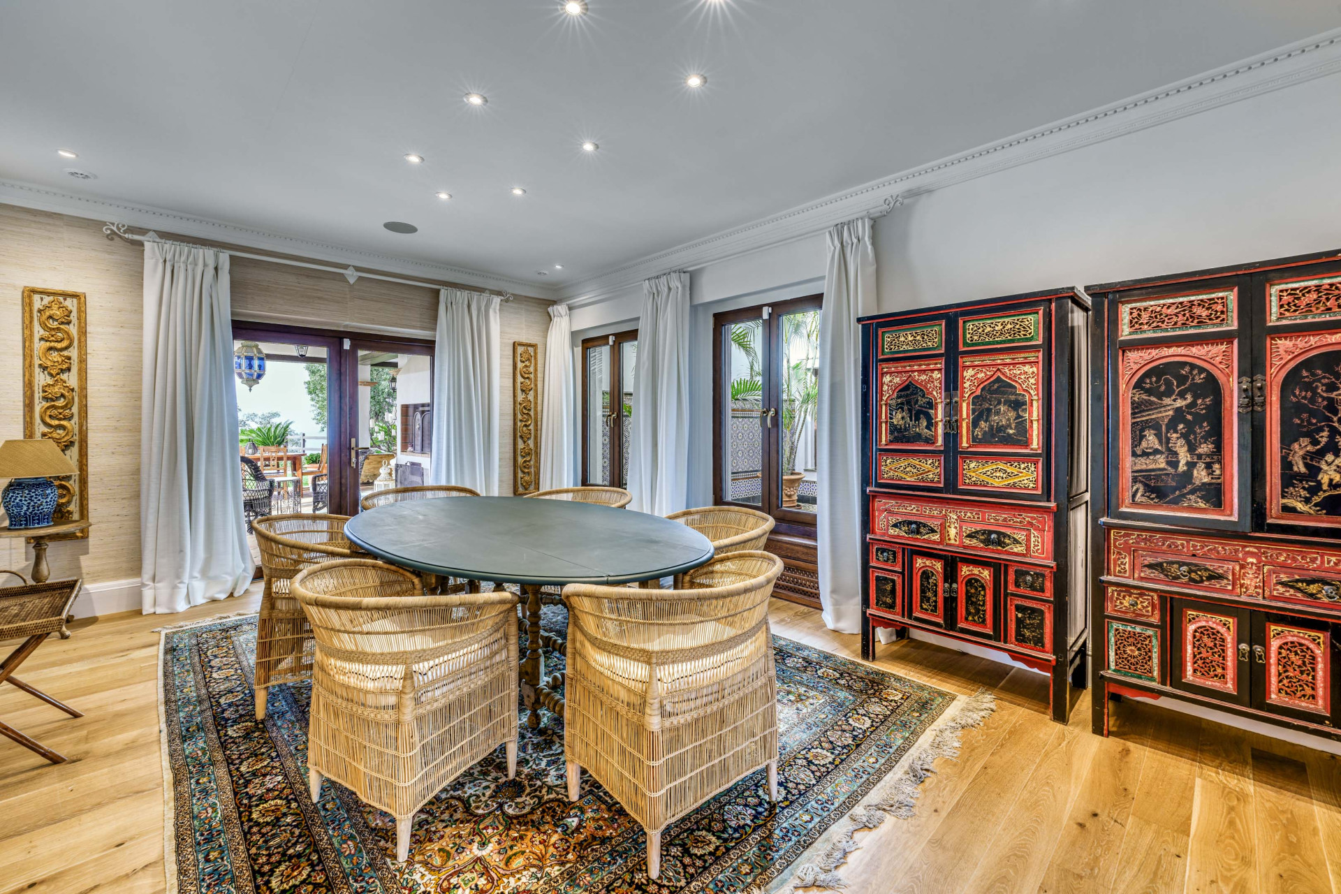 7 Bed, 7 Bath - Country House for Sale in La Mairena, Marbella