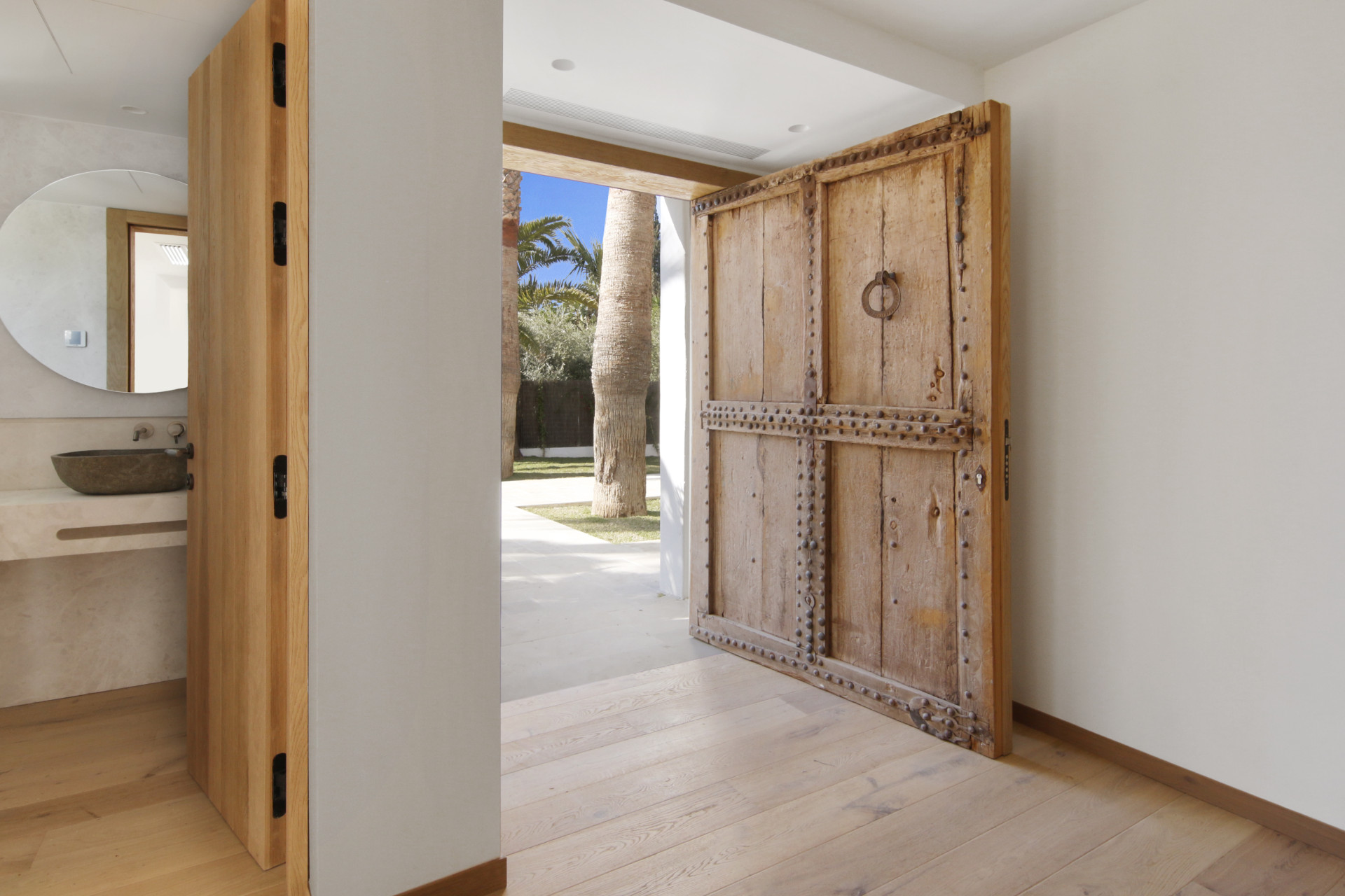 Casa de 5 Dormitorios y 5 Baños en venta en Nagüeles, Marbella