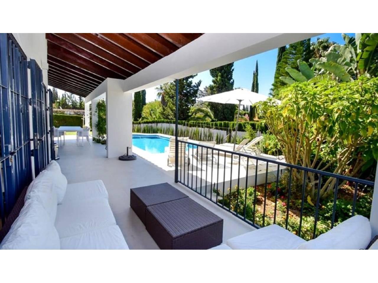 4 спални - Редова къща Ваканционен наем в Marbella Centre