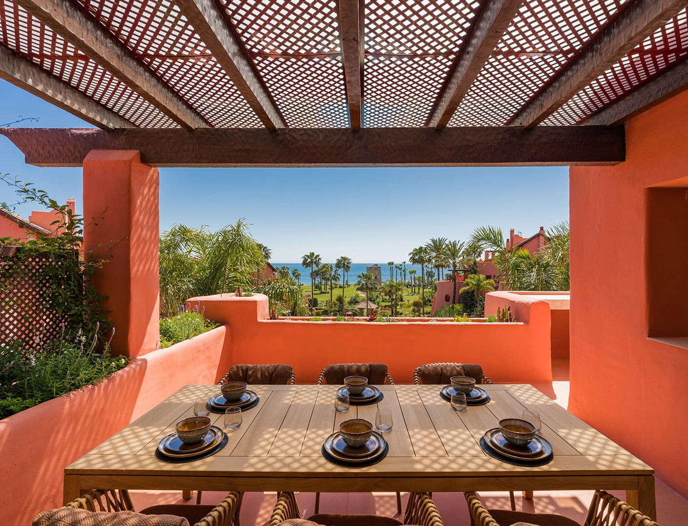 Ático de 3 Dormitorios y 4 Baños en venta en Estepona
