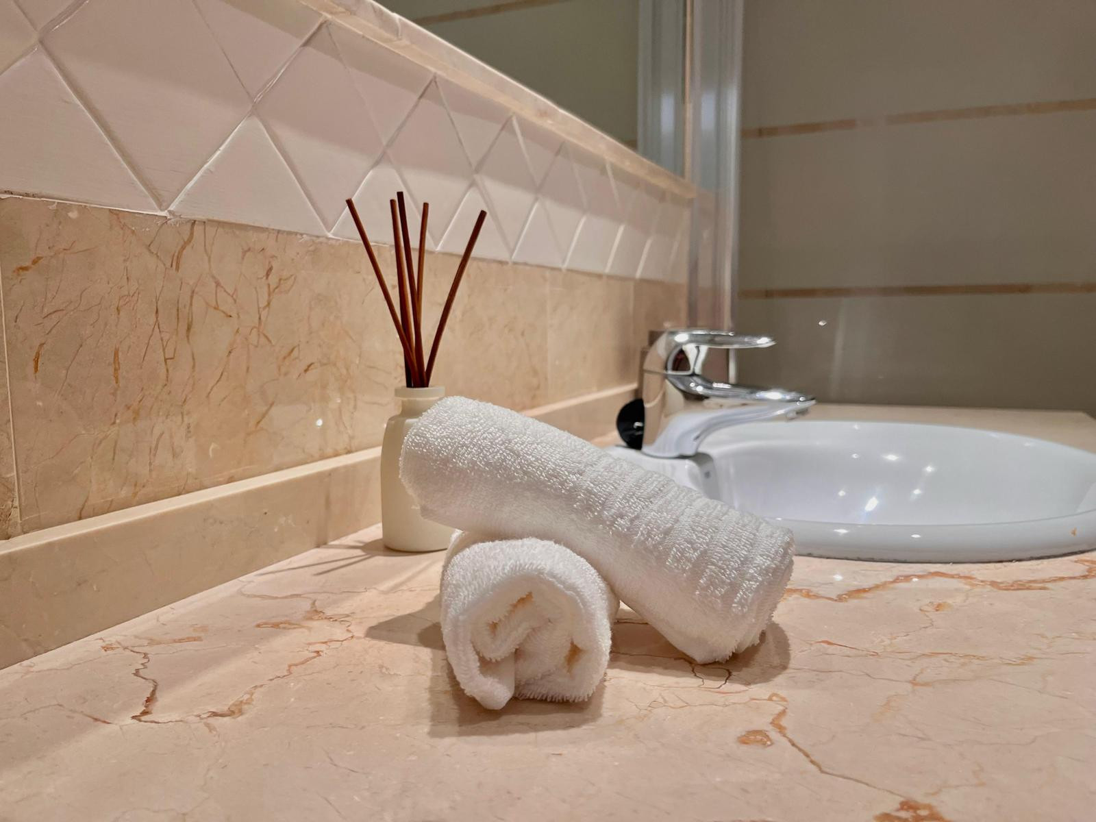 Piso de 2 Dormitorios en venta en Nueva Andalucía, Marbella