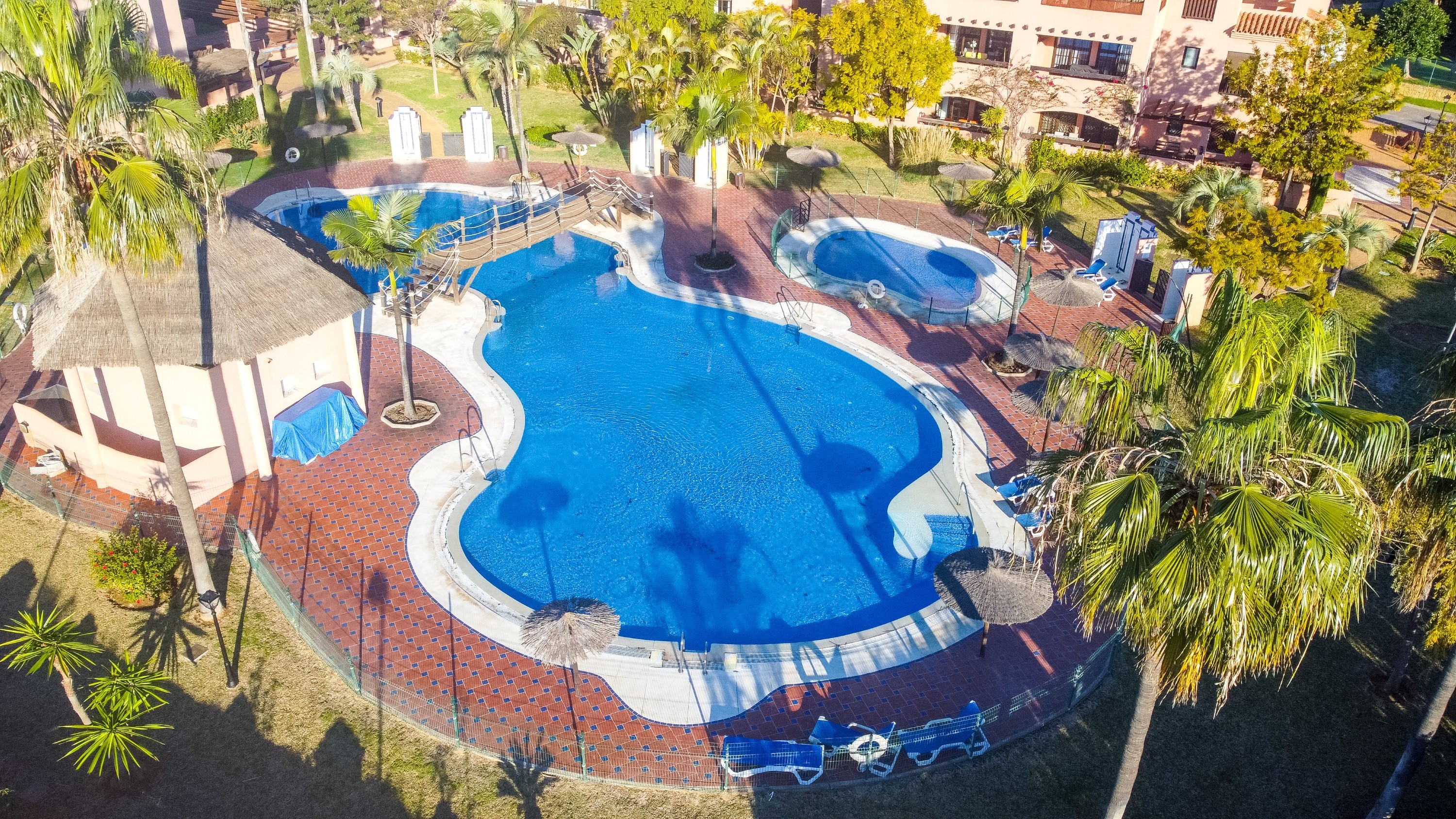 2 Bed - Apartment Holiday Rental in New Golden Mile, Atalaya Isdabe