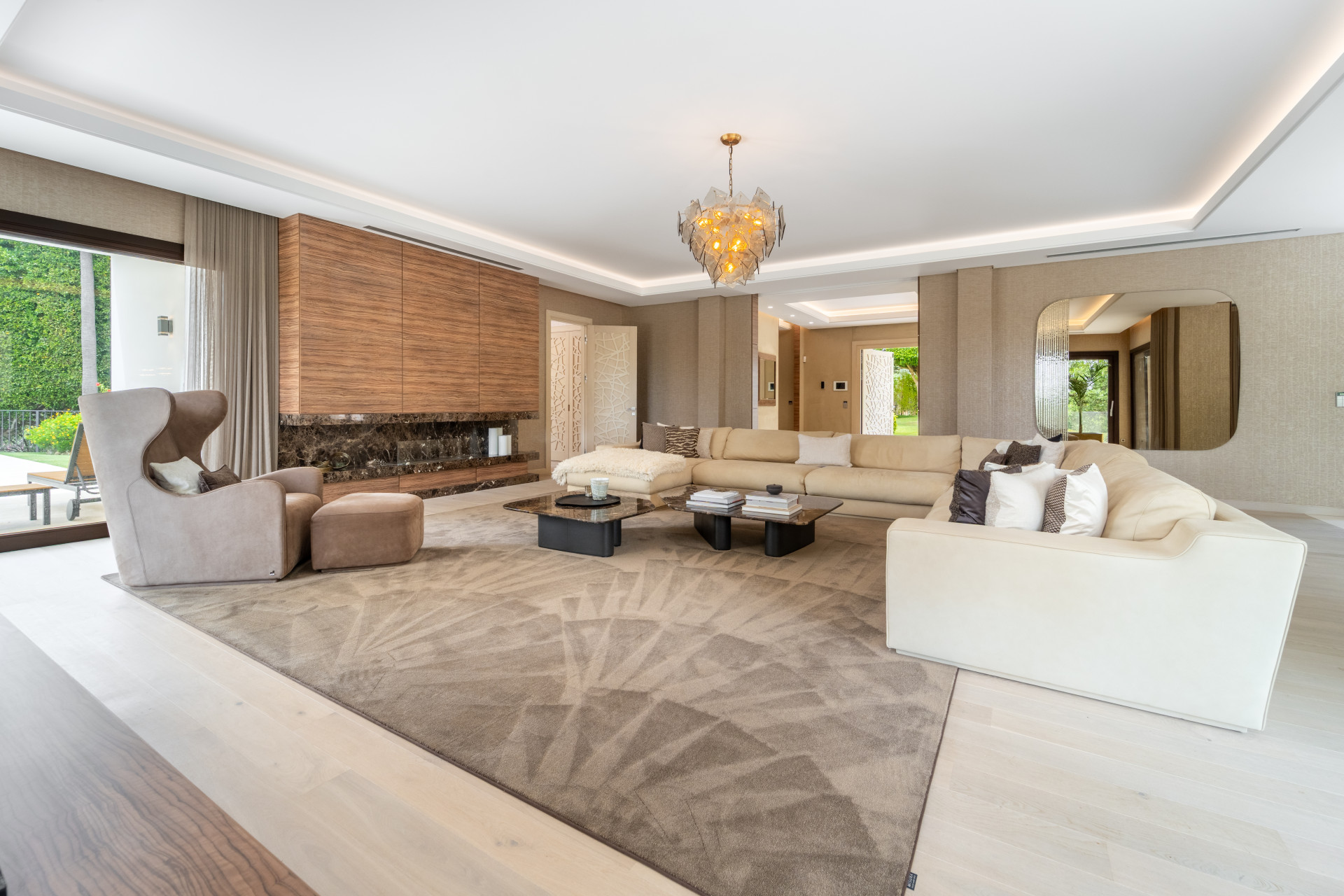 Casa de 5 Dormitorios en venta en Nueva Andalucía, Marbella