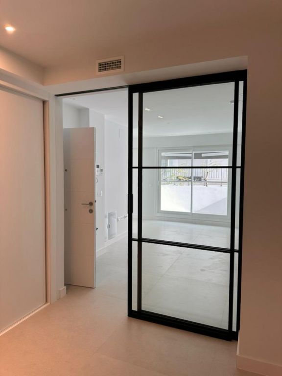 Ático de 2 Dormitorios y 2 Baños en venta en Puerto Deportivo, Fuengirola