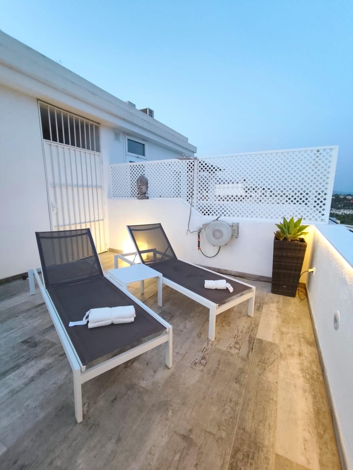 3 спални, 3 бани - Пентхаус под наем в Nueva Andalucia, Marbella