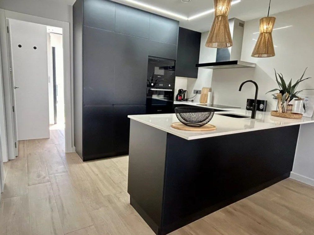 Piso de 3 Dormitorios y 2 Baños en venta en Orihuela Costa
