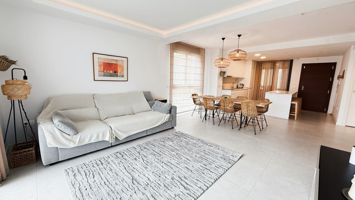 2 Bed, 2 Bath - Apartment for Rent in Cancelada, Estepona