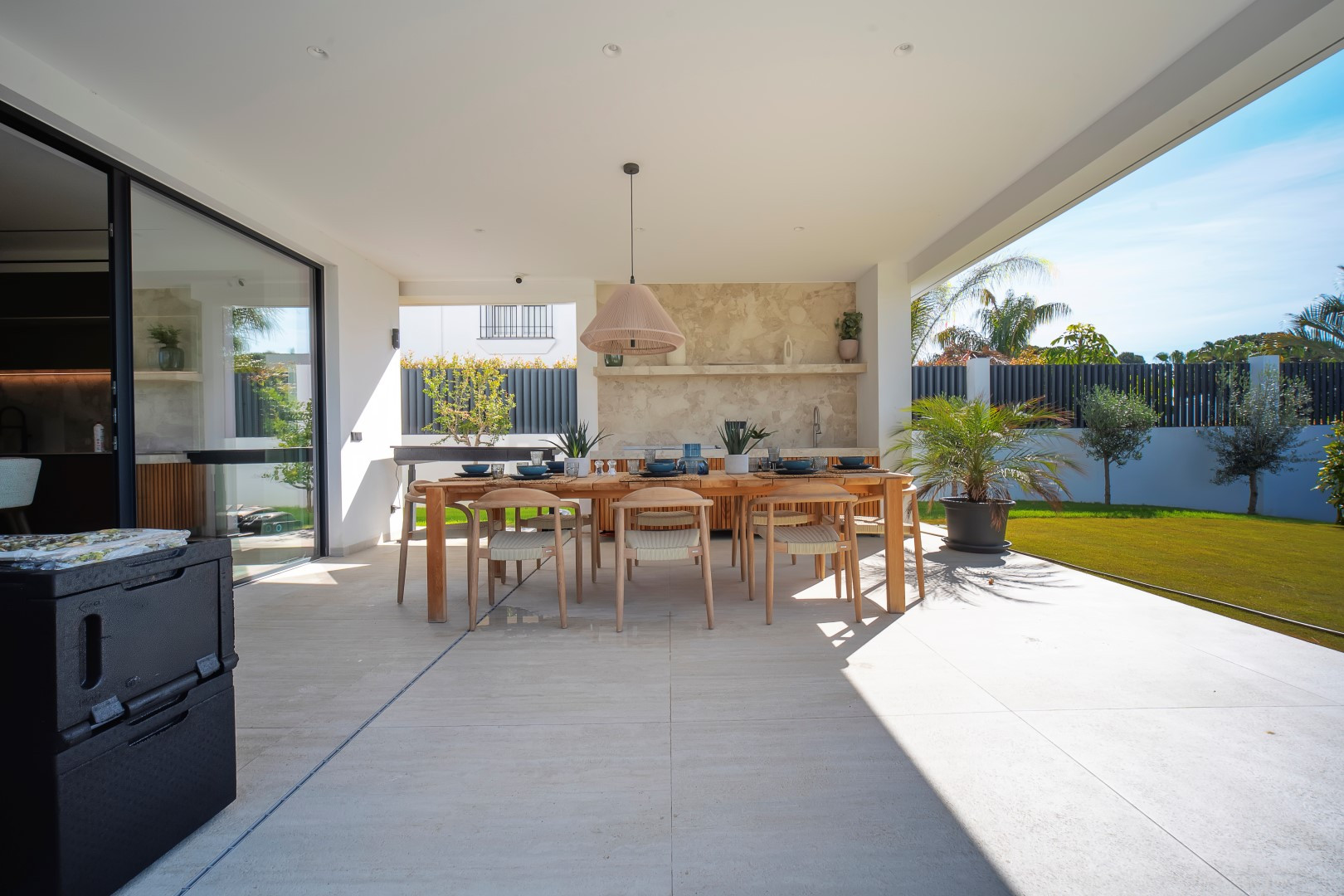 Casa de 4 Dormitorios y 4 Baños en venta en Marbesa, Marbella