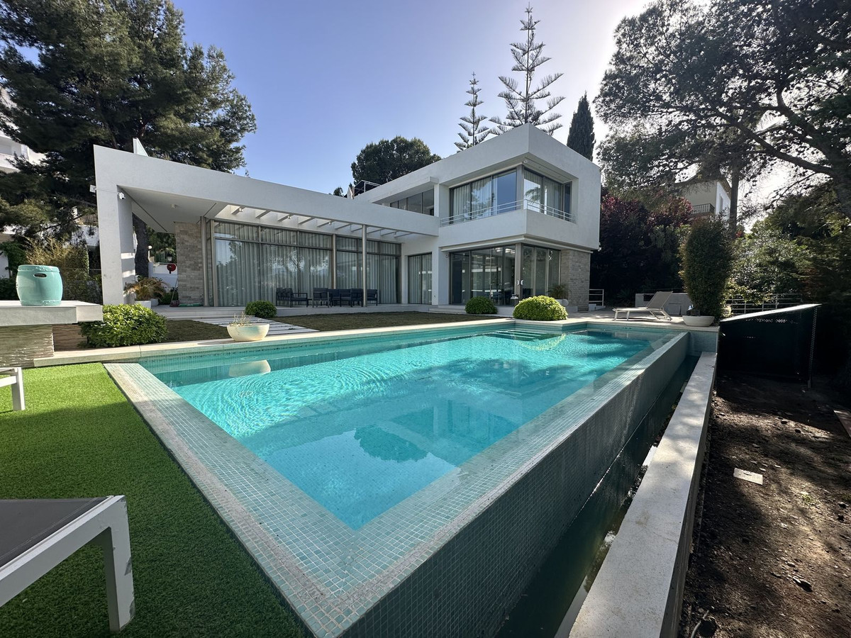 5 спални, 5 бани - Вила Ваканционен наем в Nueva Andalucia, Marbella