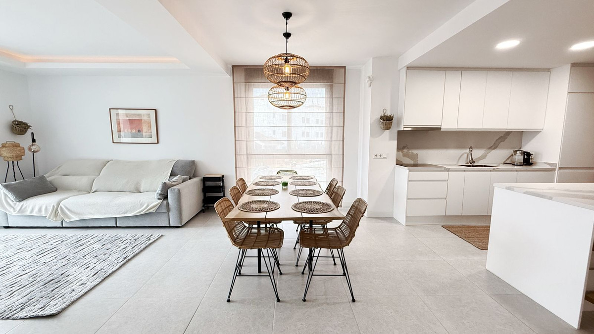 2 Bed, 2 Bath - Apartment for Rent in Cancelada, Estepona