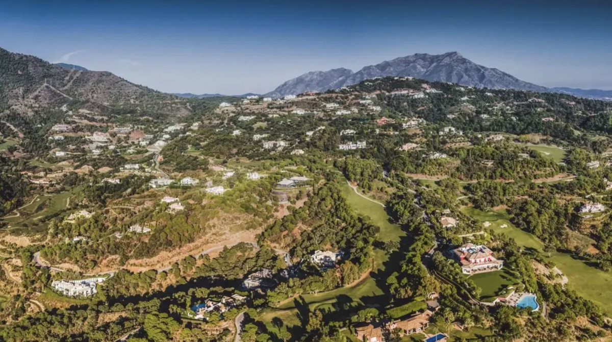 Terreno en venta en La Zagaleta, Benahavís