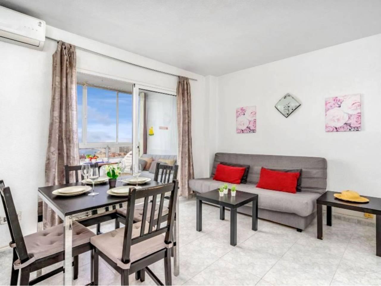 1 Bed, 1 Bath - Apartment Holiday Rental in Benalmadena Costa
