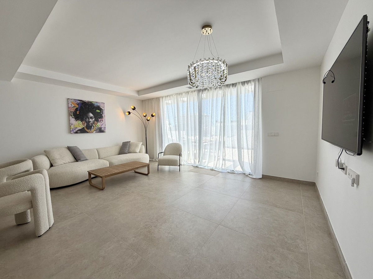 4 спални - Пентхаус под наем в New Golden Mile, Estepona