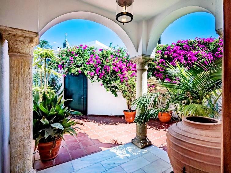 4 Bed, 3 Bath - Villa Holiday Rental in Nueva Andalucia, Marbella
