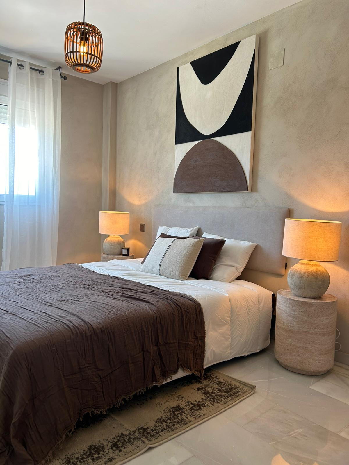 Casa Adosada de 3 Dormitorios en alquiler en Nueva Andalucía, Marbella
