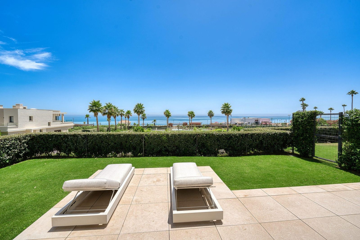 Piso de 3 Dormitorios en venta en Estepona
