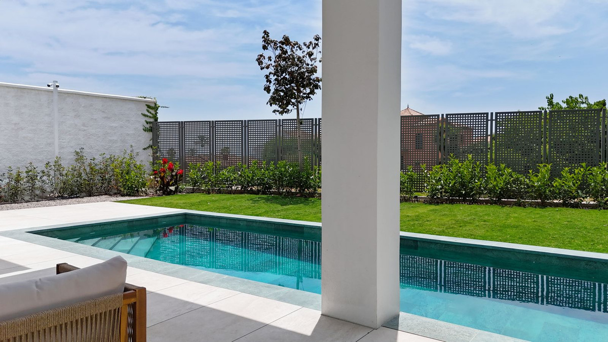 4 кровать Вилла для продажи в Estepona