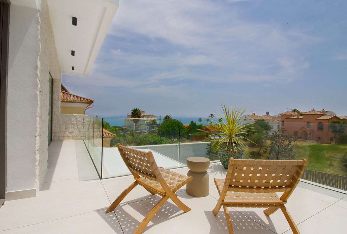 4 кровать Вилла для продажи в Estepona