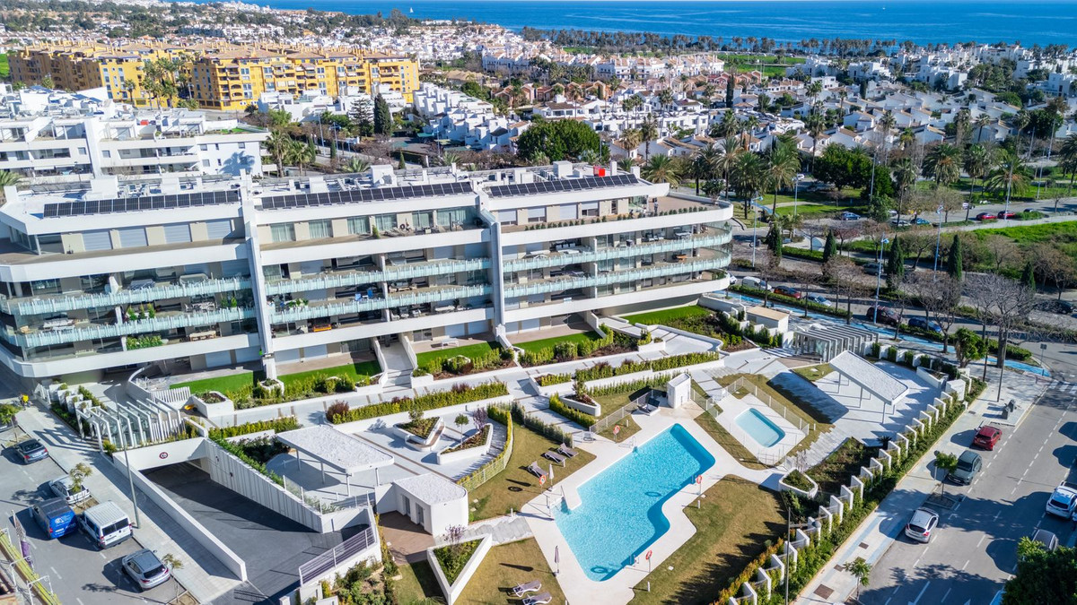 Piso de 3 Dormitorios y 2 Baños en venta en San Pedro de Alcántara