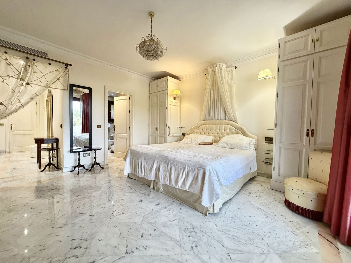 2 спални - Апартамент за продажба в Marbella Golden Mile