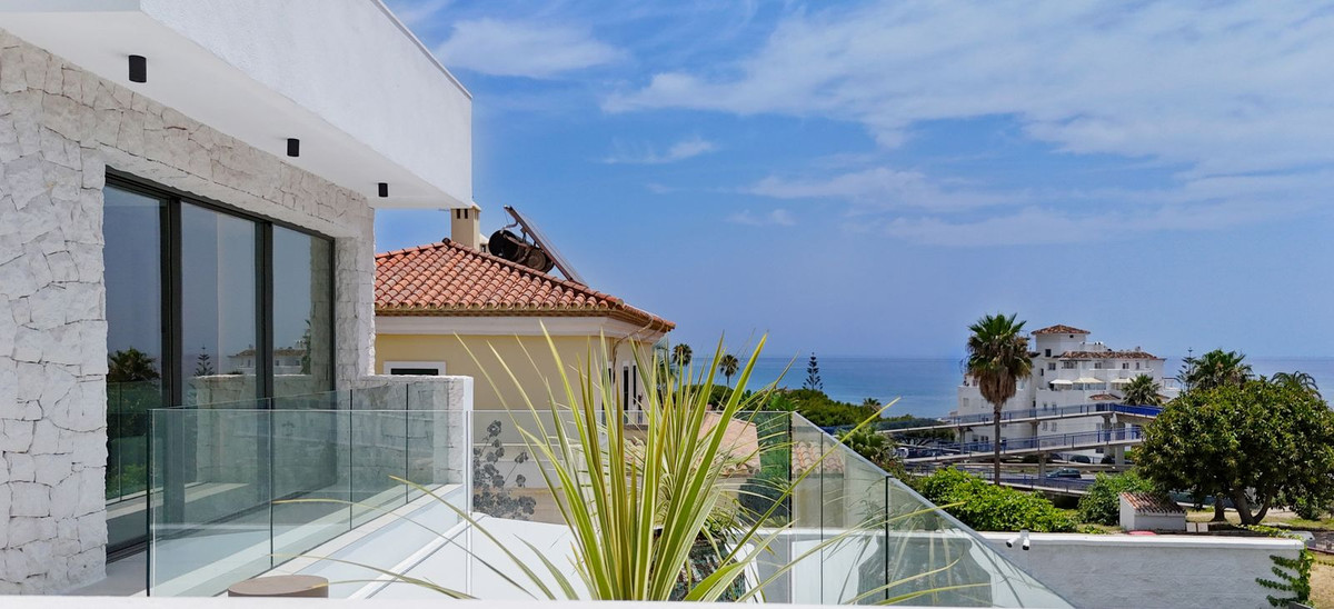 4 кровать Вилла для продажи в Estepona