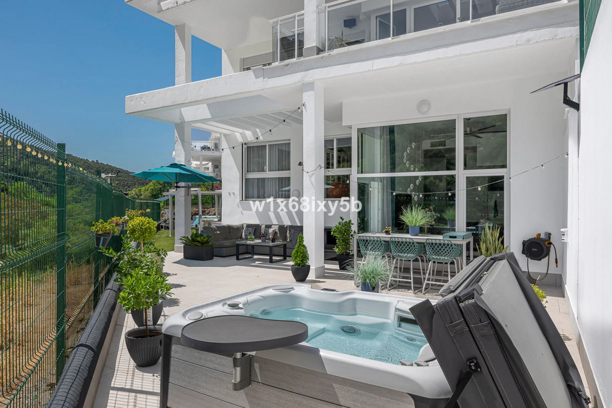 Piso de 4 Dormitorios en venta en Benahavís