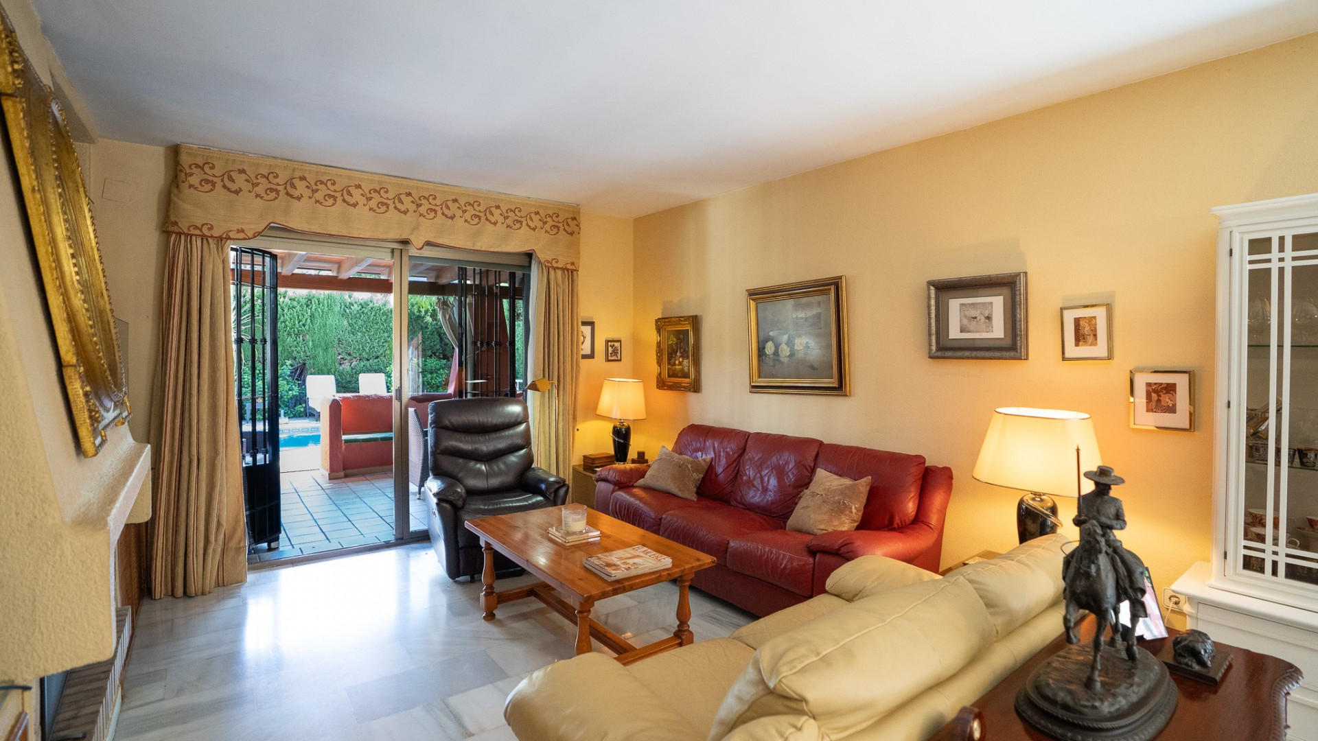 Casa de 4 Dormitorios en venta en Marbella