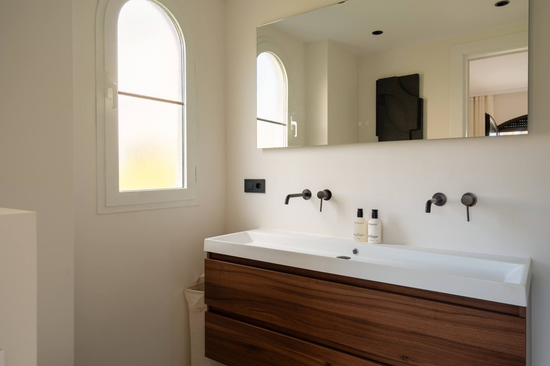 Ático de 3 Dormitorios y 2 Baños en venta en Los Arqueros, Benahavís