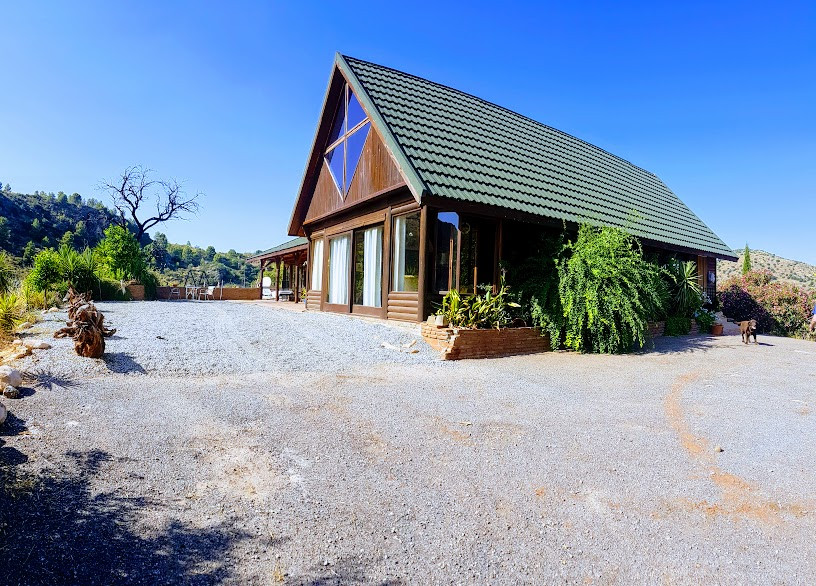 Finca de 3 Dormitorios y 2 Baños en venta en Ardales