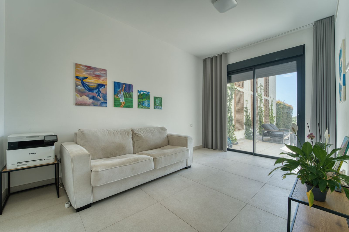 Casa Adosada de 3 Dormitorios y 3 Baños en venta en Casares